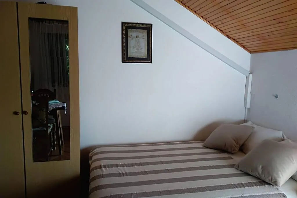 Charming Studio Apartment Sukosan